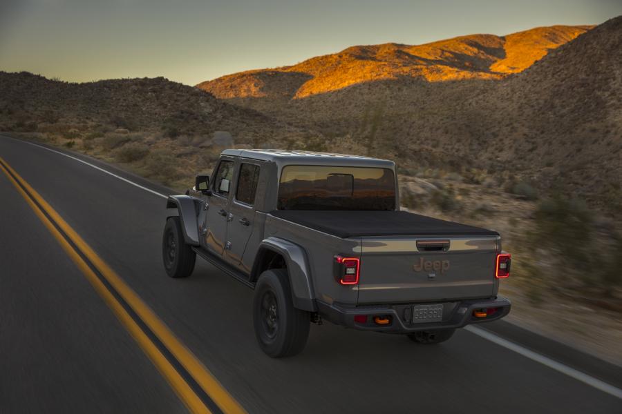  Jeep Gladiator Mojave (JT) 2020 года  (NA) (фото 13 из 58)